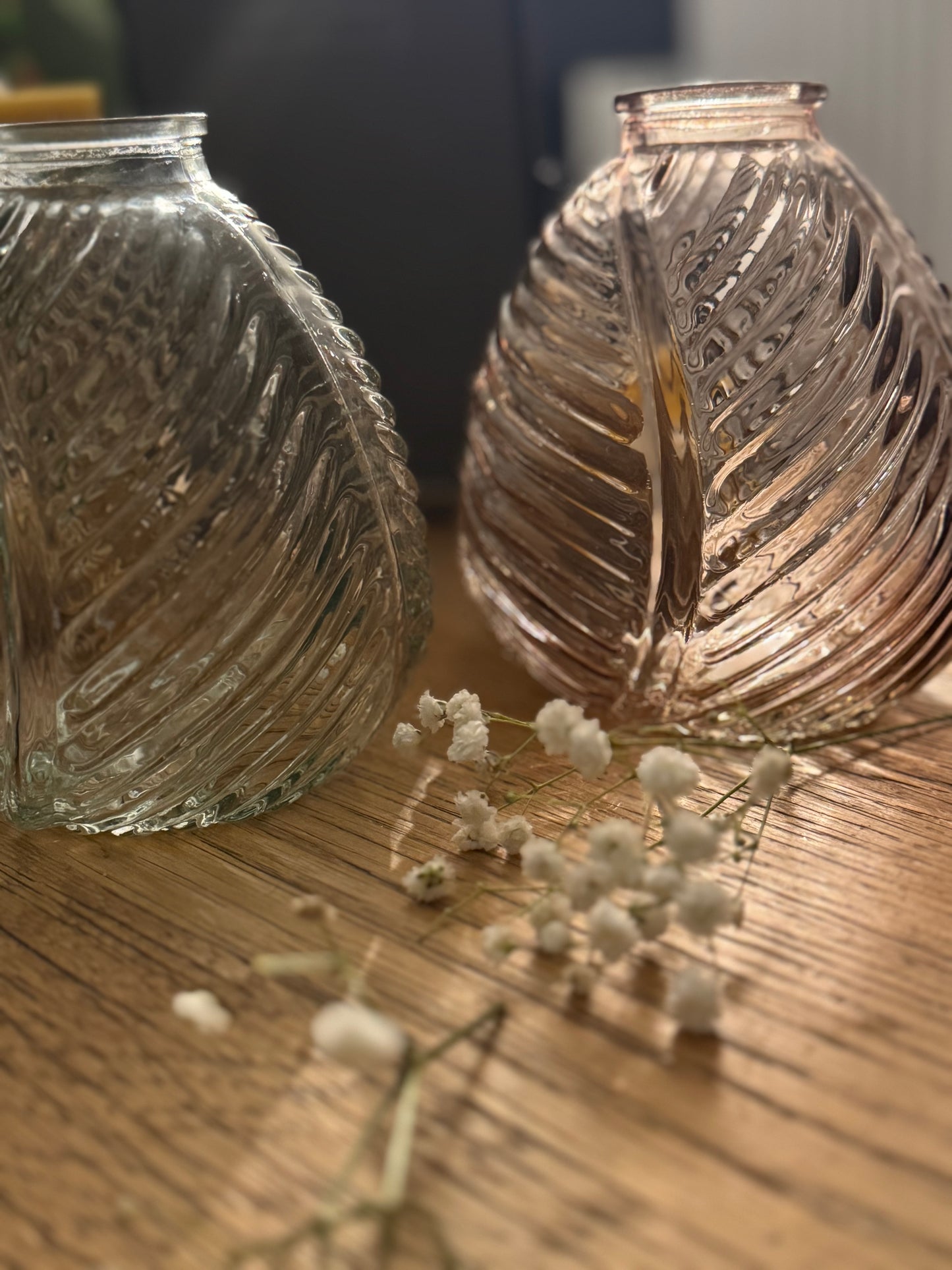 French Feuille Glass Vase Set