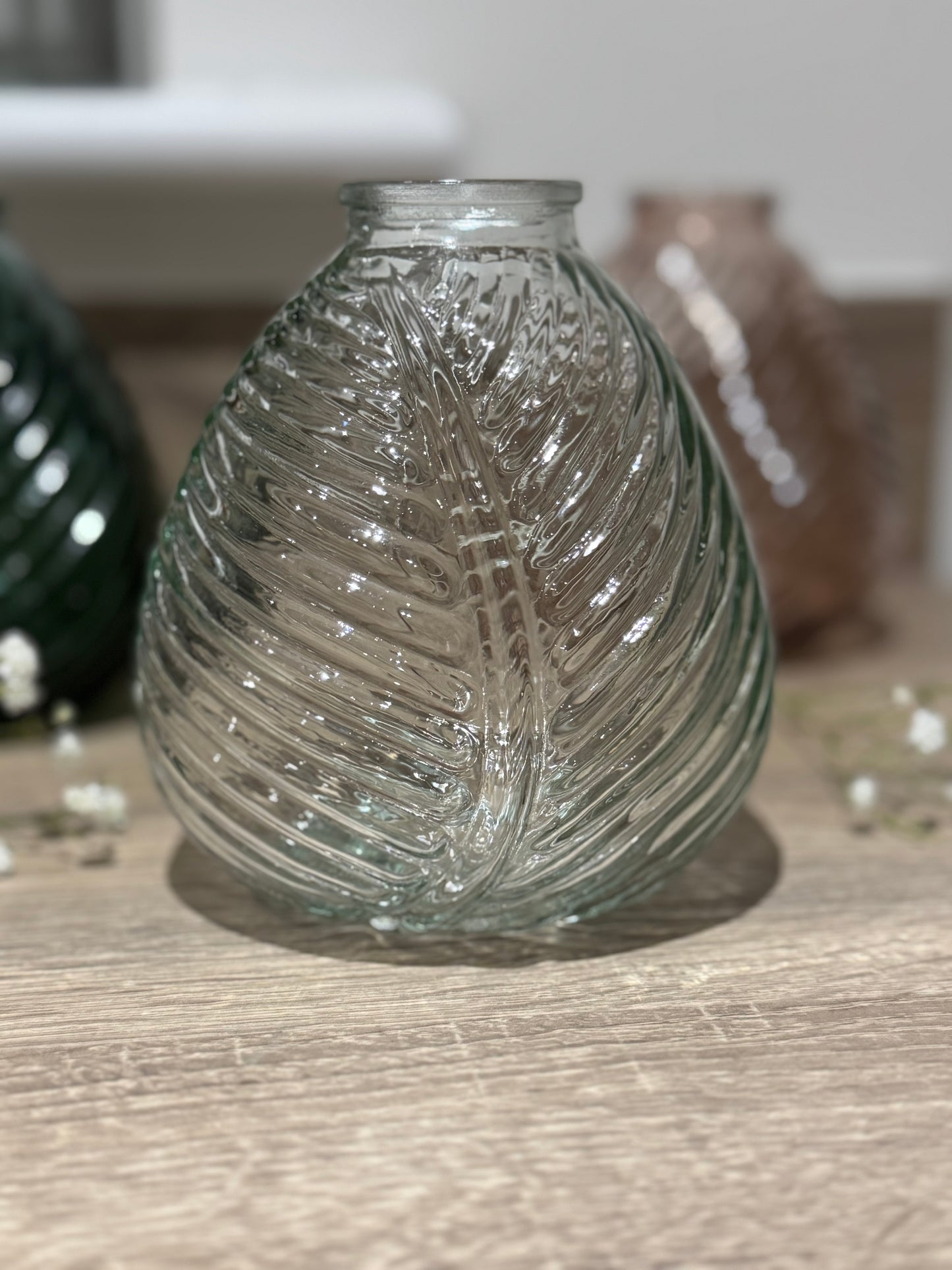 French Feuille Glass Vase Set